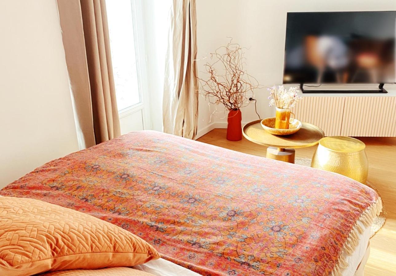 Le Boheme ⸱ Stationnement Gratuit ⸱ Fibre Apartment Déols Exterior foto